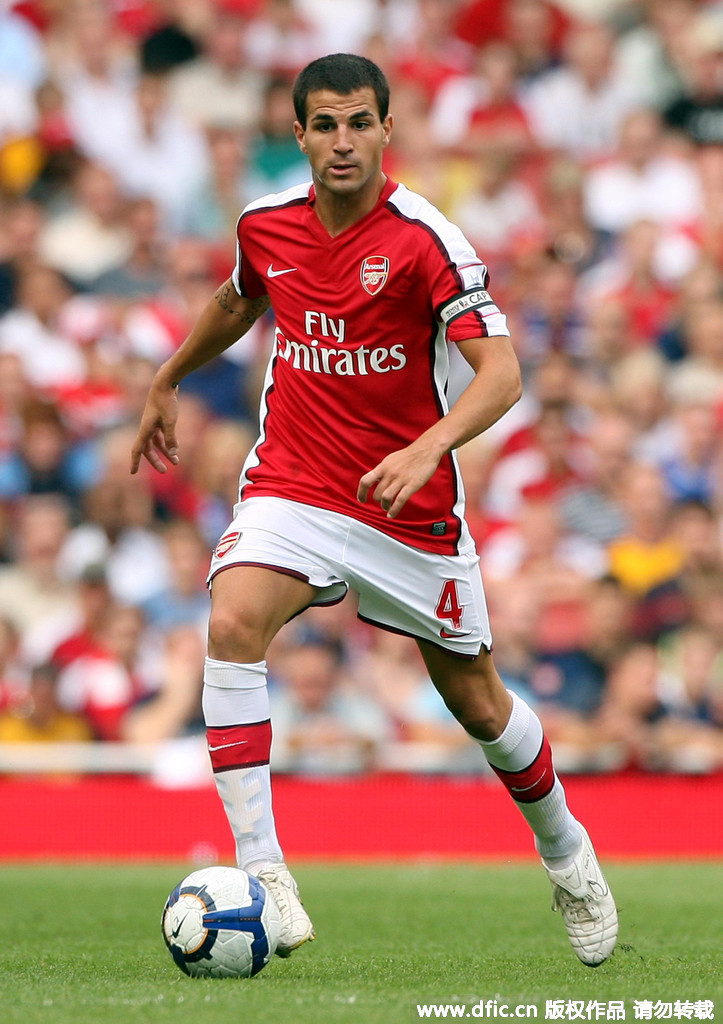 李玮洒成为首位获OPBF金腰带的中国女子拳手，多次在国际赛场取得胜利，正式转型为职业拳击选手。