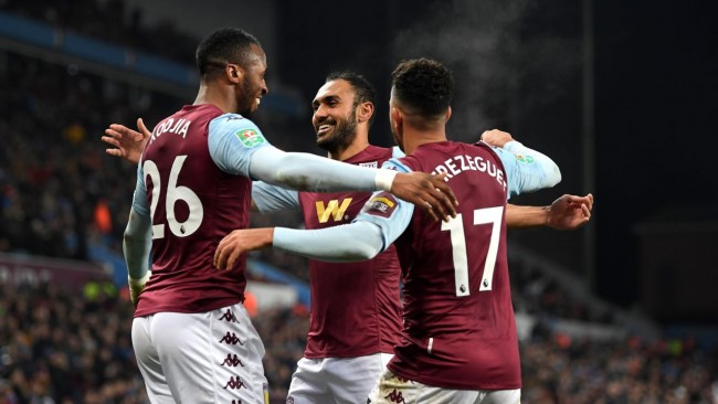 记者：阿芳和伊藤洋辉预计12月复出，穆西亚拉则需要更长时间