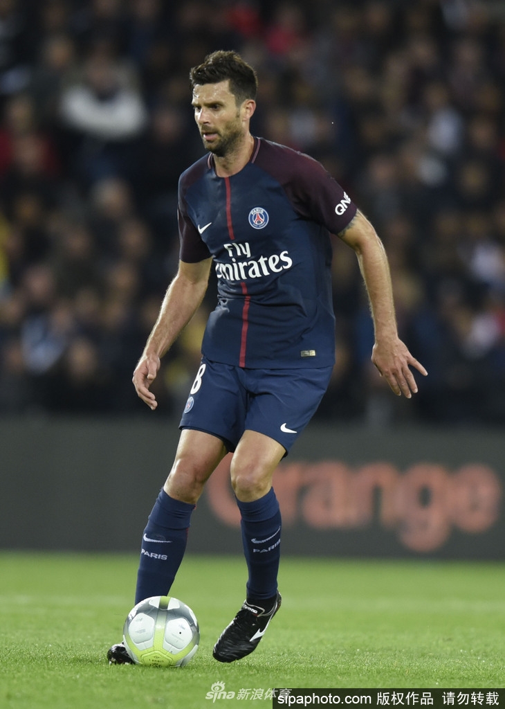 B席：在伯纳乌球场比赛并不容易，姆巴佩缺席对比赛影响不大