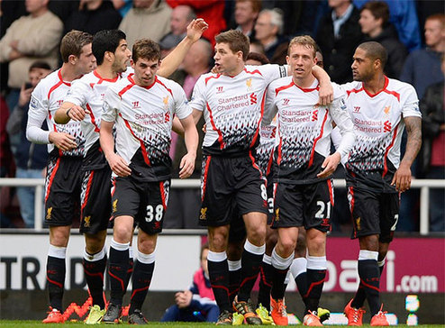 费迪南德：阿里也是一个普通人，并不是所有球员都能收获成功