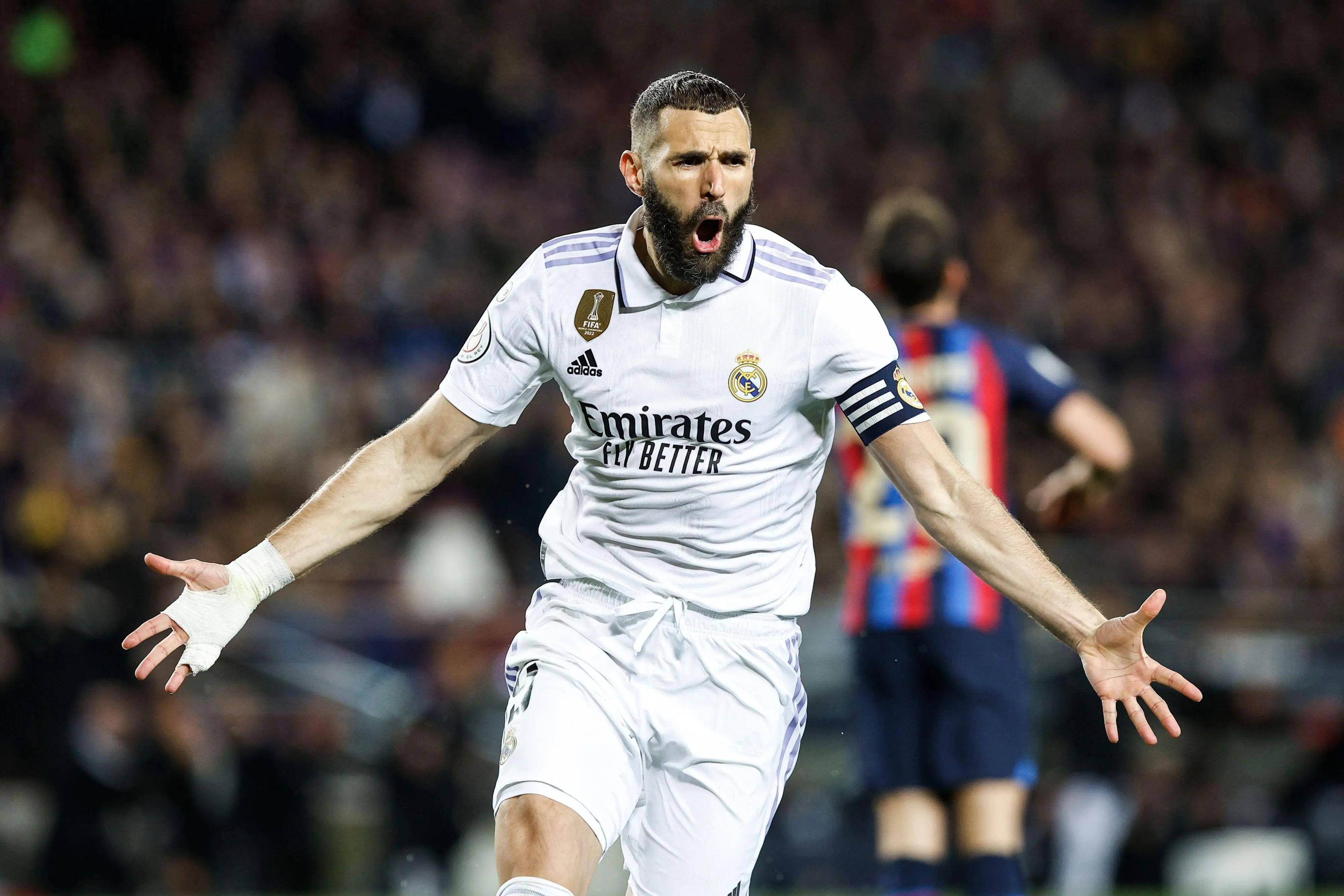 卡卢卢：斯帕莱蒂要求很高；我们可以随时切换三后卫或四后卫