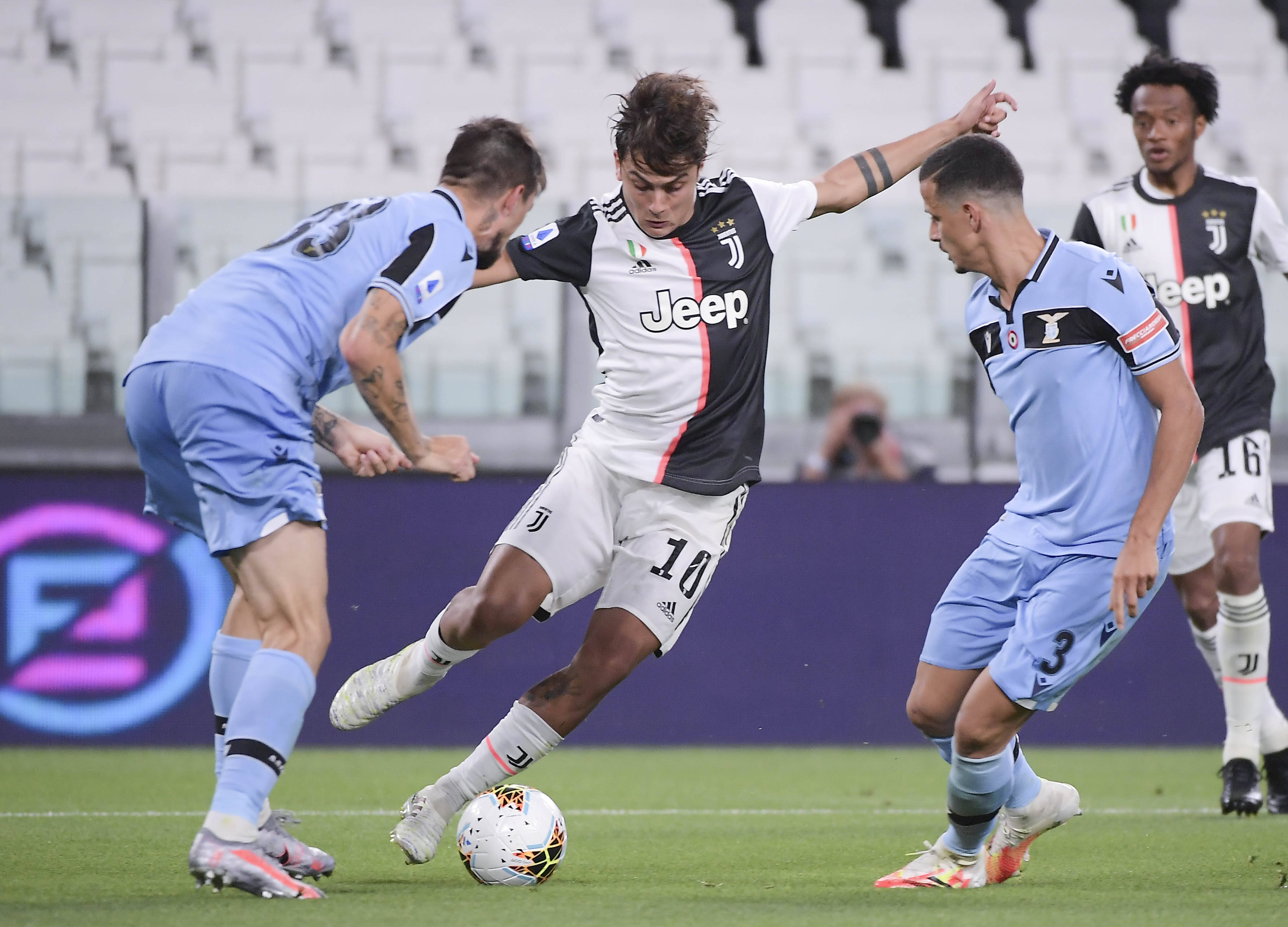 周定洋：续约与否还没有尘埃落地，有结果了会告诉大家