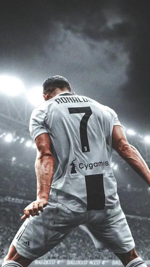 英媒预测：哈兰德30岁可超希勒成第一人 终局英超389球