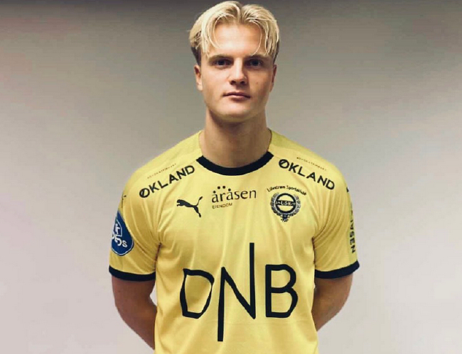 克罗地亚媒体：拜仁球探现场考察哈伊杜克19岁后卫霍达克