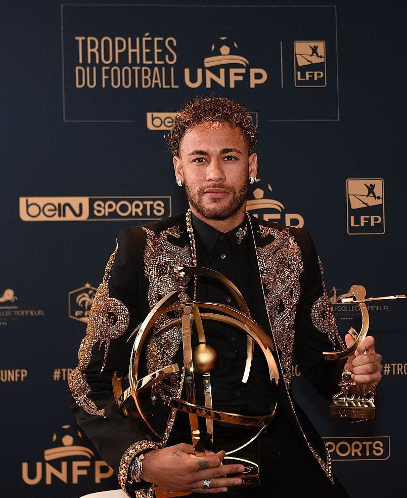 新星从替补到队魂，只用了三场